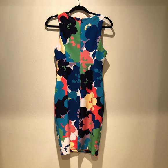 Trina Turk Sleeveless Dress - Picture 4 of 8